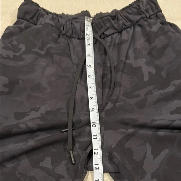 Rock & Republic Dark Blue Jean Shorts - Picture 9 of 9